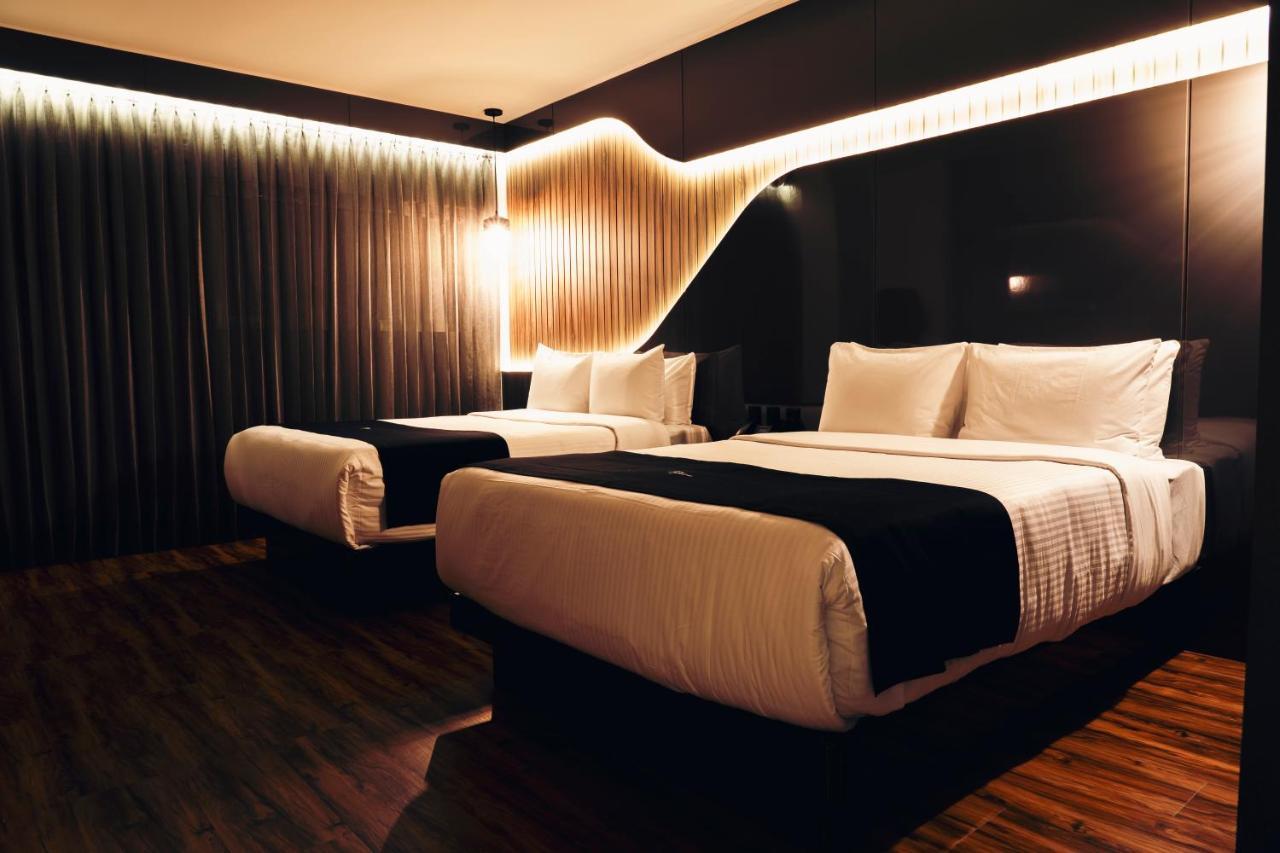 Hotel Yoru 克雷塔罗 外观 照片