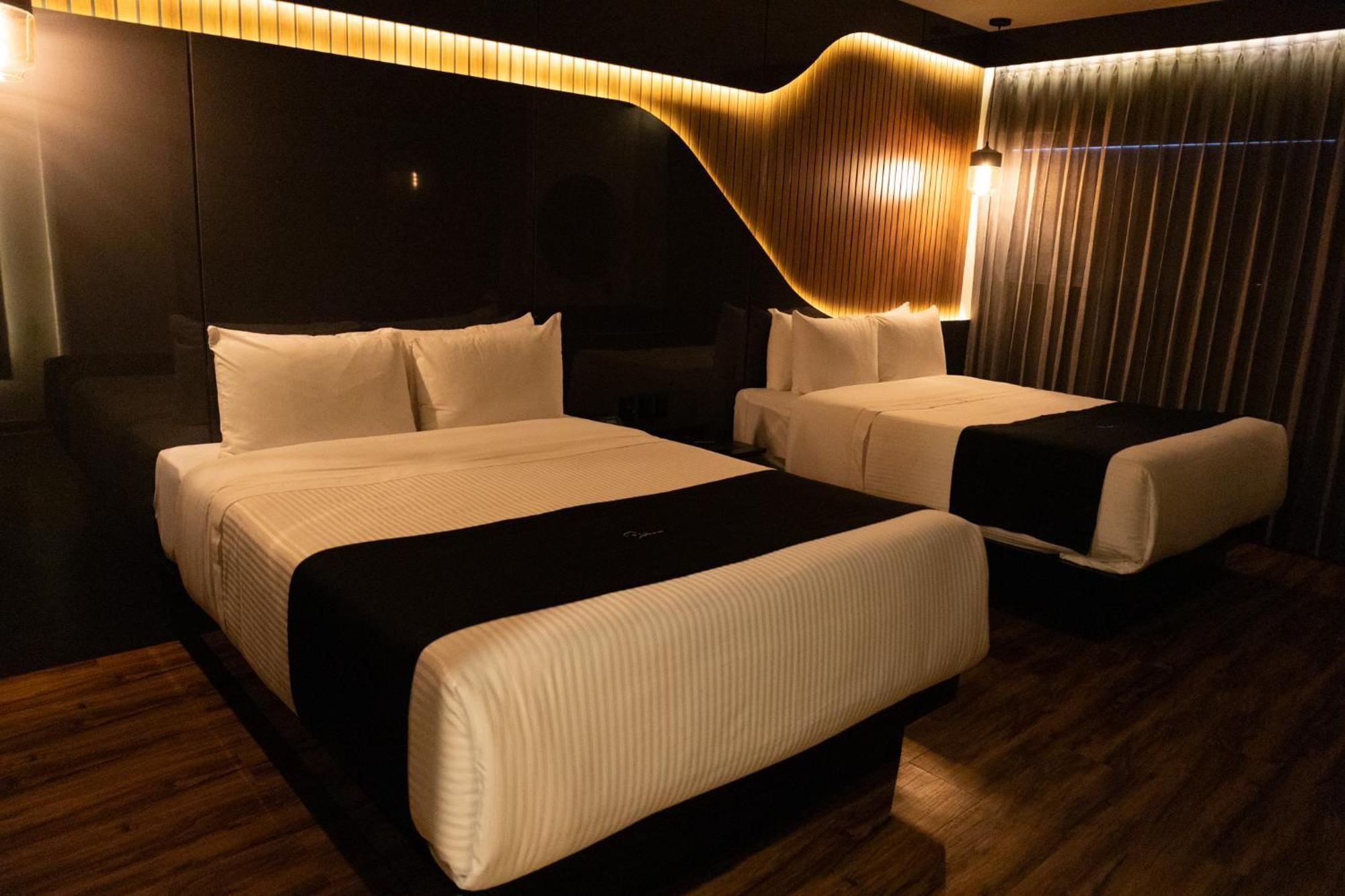 Hotel Yoru 克雷塔罗 外观 照片